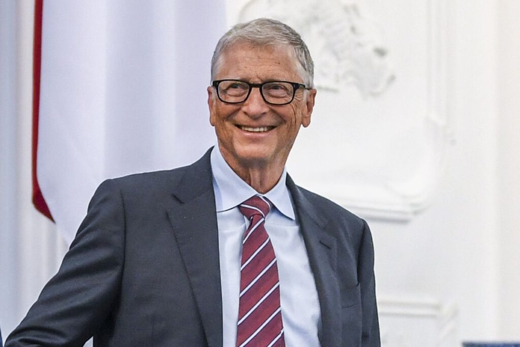 Bill-Gates-Success-Blueprint-Habits-Strategies-Mindsets-That-Built-Microsoft_The-Global-Success-Review-Magazine