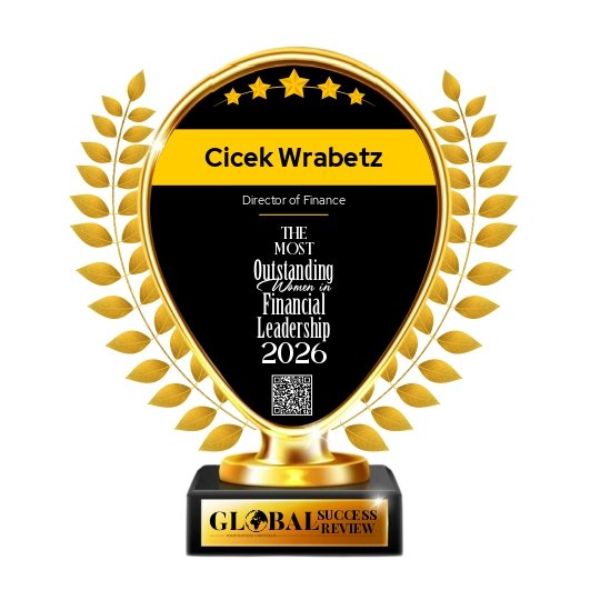 Trophy_Cicek-Wrabetz_The-Global-Success-Review-Magazine